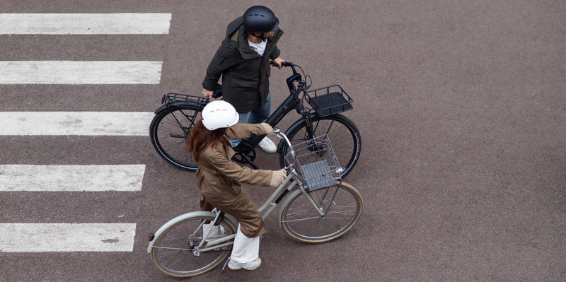 Laad afbeelding in galerijweergave, Commuter
